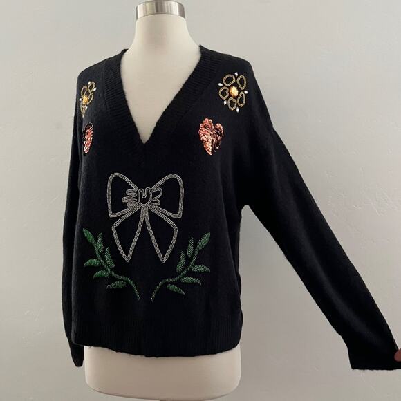 Wildfox Fancy Holiday Sequins Sweater Embellished Shimmer Modest Black Small NWT - Picture 7 of 12